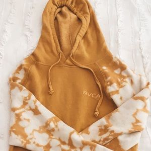 RVCA cropped hoodie SUPER CUTE <3
